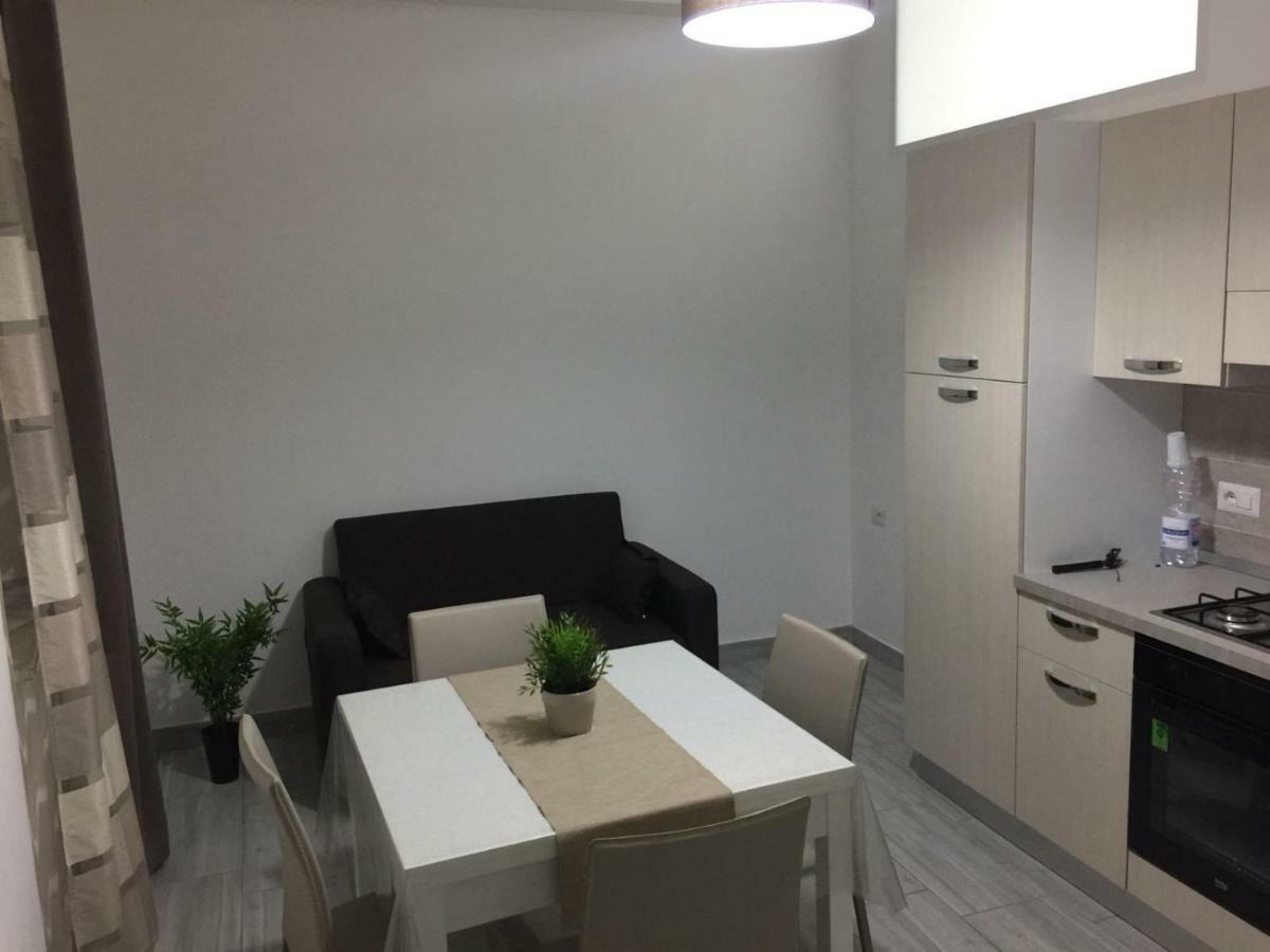 Alloggio Tulipano Apartman Acerra Kültér fotó